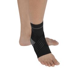 Бандаж компрессионный на голеностопный сустав со стяжкой Т-8683/3 Evolution Silver (Т.46.83) 